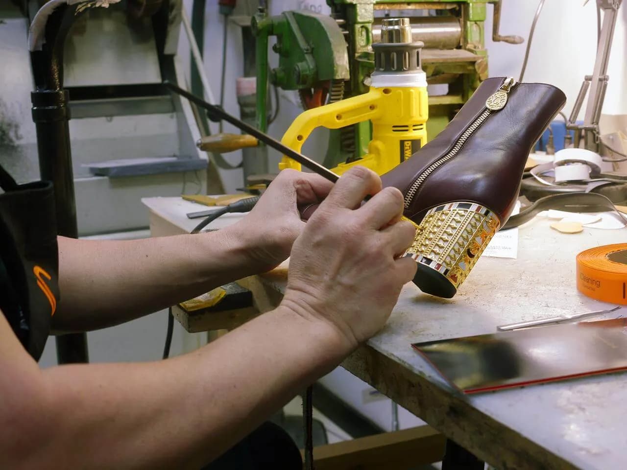 Специалисты 4